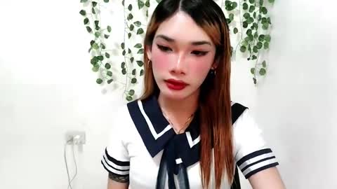 ohmyalessandraxcx online show from October 2025 02:21:02 PM