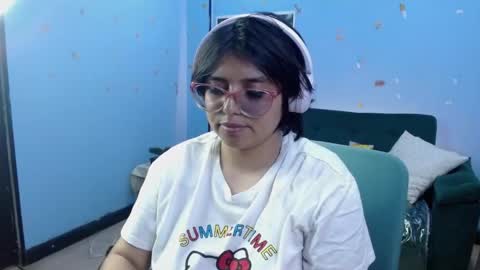 Snapshot of ohmysqueak chatting on June 2026 02:07:01 AM ohmysqueak online show from June 2026 02:07:01 AM