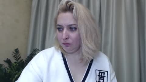 Iren online show from December 2024 09:03:01 AM