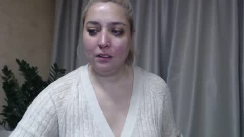 Iren online show from November 2025 08:35:01 AM