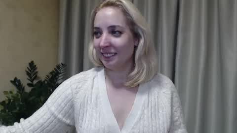 Mari online show from February 2025 06:16:01 PM