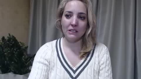 Snapshot of ohsweetmari chatting on February 2026 03:39:02 PM Mari online show from February 2026 03:39:02 PM