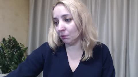 Snapshot of ohsweetmari chatting on February 2026 08:43:01 AM Mari online show from February 2026 08:43:01 AM