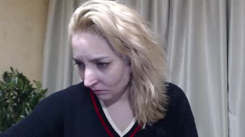 Snapshot of ohsweetmari chatting on February 2026 02:13:01 PM Mari online show from February 2026 02:13:01 PM