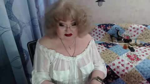 old_and_fluffy online show from March 2026 09:46:01 AM