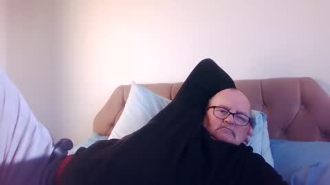 old_fkr online show from December 2024 01:40:02 PM