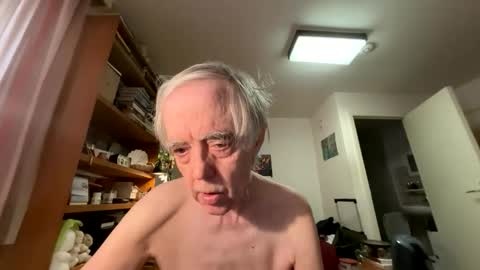 olderviewer online show from May 2026 10:45:01 AM
