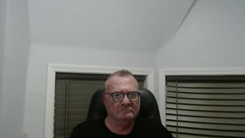 Snapshot of oldguybigd chatting on October 2025 05:52:01 AM oldguybigd online show from October 2025 05:52:01 AM