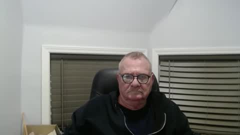 Snapshot of oldguybigd chatting on October 2025 06:24:02 AM oldguybigd online show from October 2025 06:24:02 AM