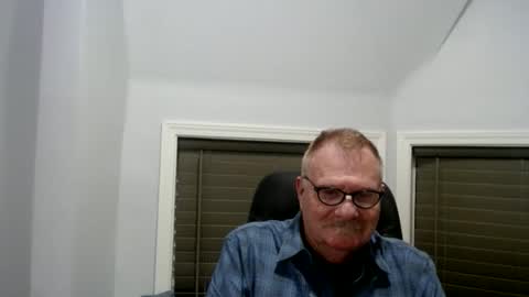 oldguybigd online show from May 2026 04:31:01 AM
