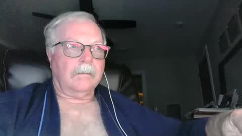 Snapshot of oldlakeguy chatting on March 2025 05:27:02 AM OldLakeGuy online show from March 2025 05:27:02 AM