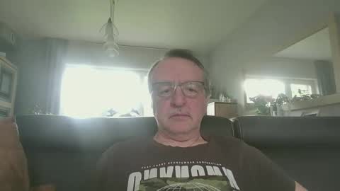 Snapshot of oldtimer160162493 chatting on May 2026 12:45:02 PM oldtimer160162493 online show from May 2026 12:45:02 PM
