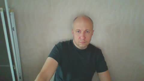 Snapshot of oleg365 chatting on December 2024 10:23:02 AM figaro online show from December 2024 10:23:02 AM