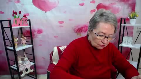 Snapshot of olgaluck chatting on April 2026 05:12:02 AM OlgaLuck online show from April 2026 05:12:02 AM