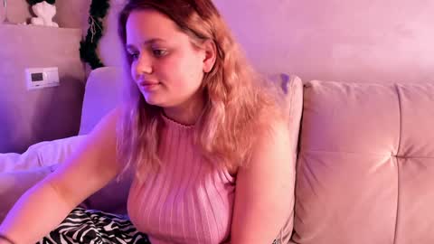 olisyasweet online show from December 2024 10:37:01 PM