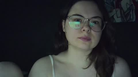 Snapshot of olivepeach chatting on June 2026 11:58:01 AM Oil online show from June 2026 11:58:01 AM