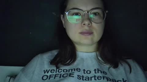 Snapshot of olivepeach chatting on July 2026 10:33:01 AM Oil online show from July 2026 10:33:01 AM