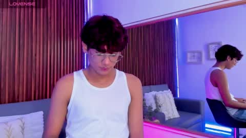 oliver20__ online show from June 2026 04:36:02 AM
