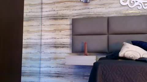 Oliver  online show from January 2026 11:32:02 PM