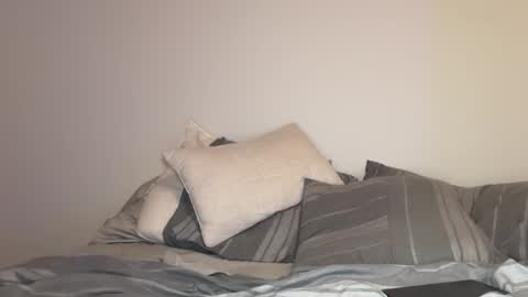 Snapshot of oliver_beck chatting on February 2025 02:04:02 AM Oliver Beck online show from February 2025 02:04:02 AM