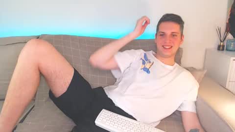 Oliver online show from February 2025 05:50:01 PM