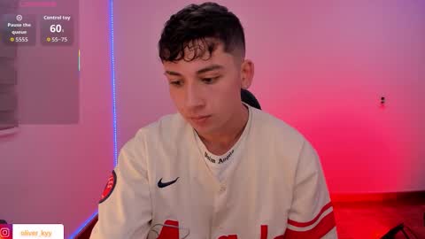 Snapshot of oliver_kyy chatting on February 2026 12:40:01 AM oliveeer online show from February 2026 12:40:01 AM