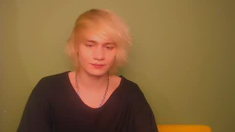 Oliver online show from December 2024 02:25:02 AM