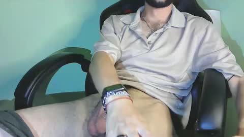 Snapshot of olivereff chatting on February 2025 01:03:02 AM Oliver online show from February 2025 01:03:02 AM