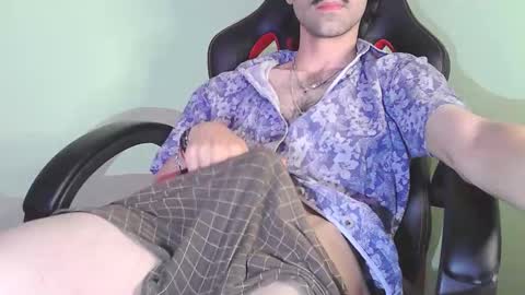 Oliver online show from January 2026 07:39:01 PM