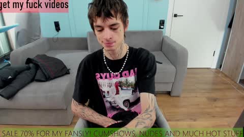 oliverrgroove online show from December 2024 08:37:02 AM