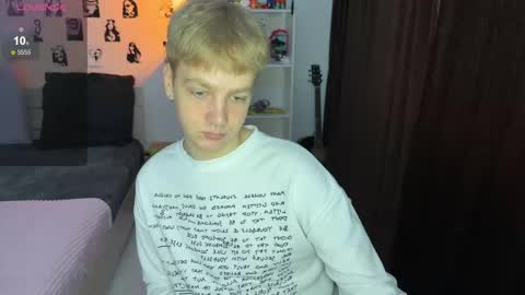 oliver online show from October 2025 01:00:02 PM