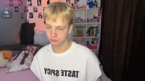 oliver online show from November 2025 02:21:01 AM