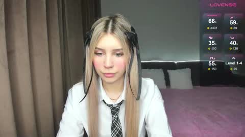 Olivia online show from December 2025 06:11:01 AM