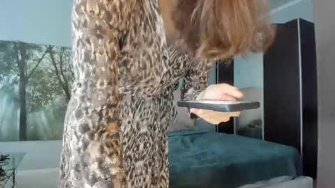 olivia__dream online show from May 2026 04:01:02 PM
