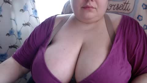 Olivia Gold online show from December 2024 07:42:01 AM