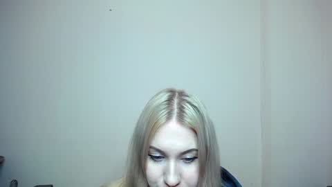olivia_graceee online show from January 2025 12:59:01 PM