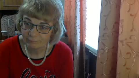Snapshot of olivia_mia25 chatting on April 2026 06:33:01 AM Olivia Mia online show from April 2026 06:33:01 AM