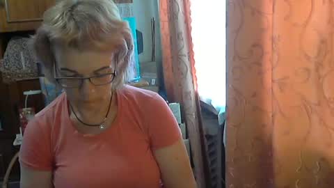Snapshot of olivia_mia25 chatting on June 2026 11:05:01 AM Olivia Mia online show from June 2026 11:05:01 AM