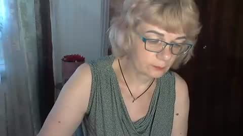Snapshot of olivia_mia25 chatting on July 2026 12:55:01 PM Olivia Mia online show from July 2026 12:55:01 PM