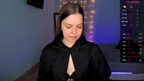 Snapshot of olivia_munn chatting on February 2025 12:43:01 PM Olivia online show from February 2025 12:43:01 PM