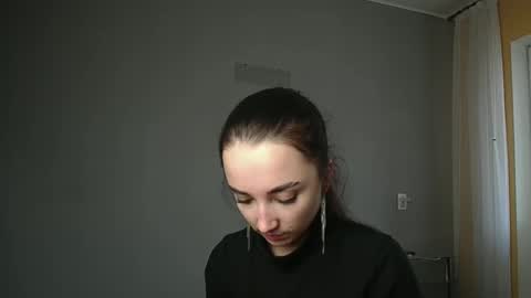 Olivia online show from February 2025 12:17:02 PM