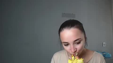 Olivia online show from September 2025 11:31:02 AM