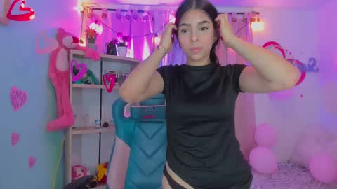 Snapshot of olivia_pretty_ chatting on February 2025 06:41:01 PM olivia_pretty_ online show from February 2025 06:41:01 PM