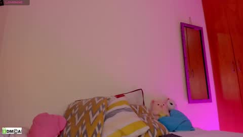 Snapshot of olivia_s19 chatting on March 2025 04:45:02 AM olivia_s19 online show from March 2025 04:45:02 AM