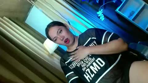 Miss OLIVIA online show from November 2025 11:10:02 AM