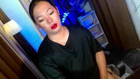 Miss OLIVIA online show from December 2025 07:34:01 AM