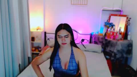 olivia_xxo online show from July 2026 01:10:02 PM