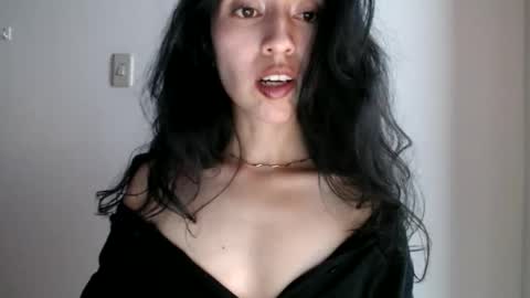 Snapshot of oliviaaa__ chatting on February 2026 10:03:01 PM oliviaaa__ online show from February 2026 10:03:01 PM