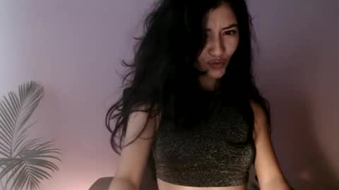 Snapshot of oliviaaa__ chatting on April 2026 10:03:01 PM oliviaaa__ online show from April 2026 10:03:01 PM