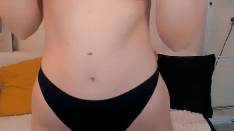 oliviaBeauty online show from October 2025 06:52:02 PM